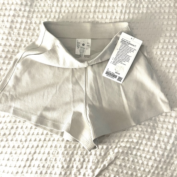 Lululemon Ribbed Softstreme High-Rise Short 2" - Picture 4 of 5